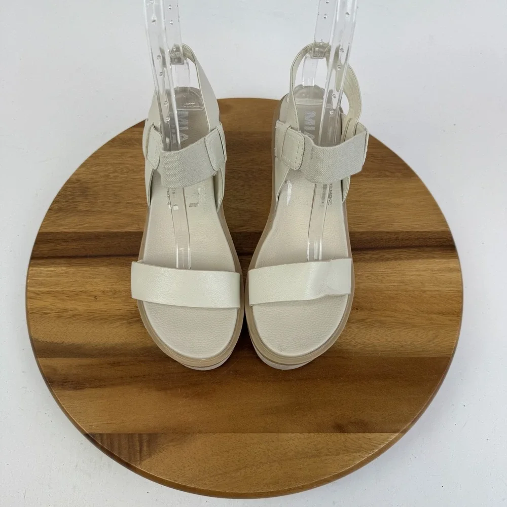 Womens Mia Ciji Ivory Faux Leather Platform Wedge Lug Sole Sandals Size 10 M GUC